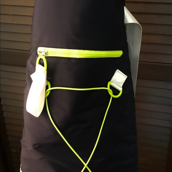 Azzaro Chrome Sports Bag - Picture 3 of 6